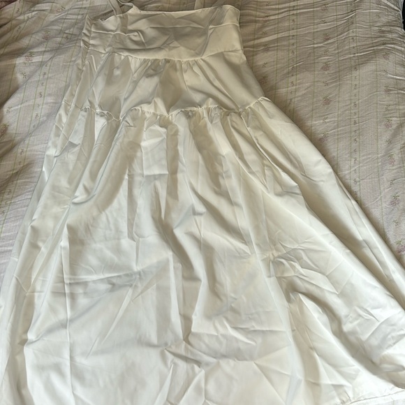 Cute white summer dress - Picture 1 of 3